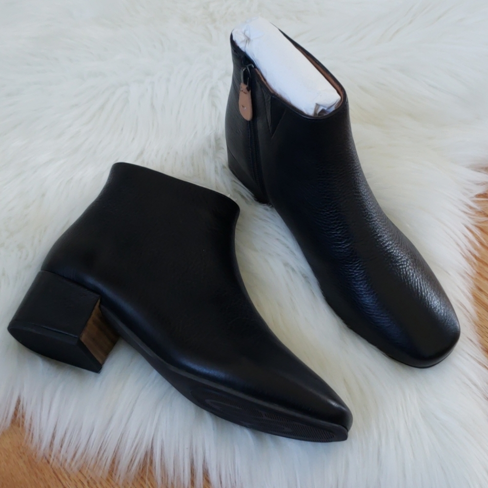 Gentle Souls Women's Ella Low Heel Bootie 7.5